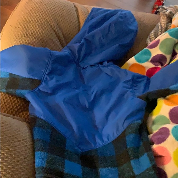 3t Brand new Columbia - Picture 4 of 4